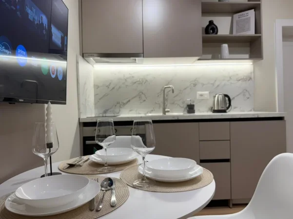 Tirane, shitet apartament 1+1 Kati 5, 65 m² 193.000 € (21 Dhjetori)