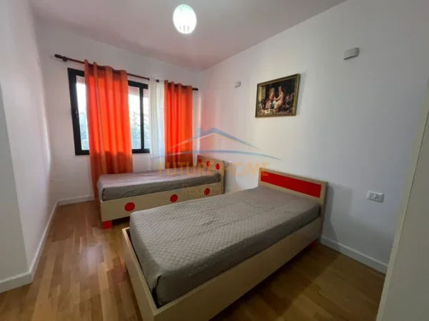 Tirane, jepet me qera apartament 2+1 Kati 4, 100 m² 600 € (Kompoleksi Molla, Astir)