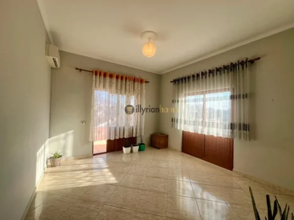 Tirane, jepet me qera apartament Kati 3, 415 € 