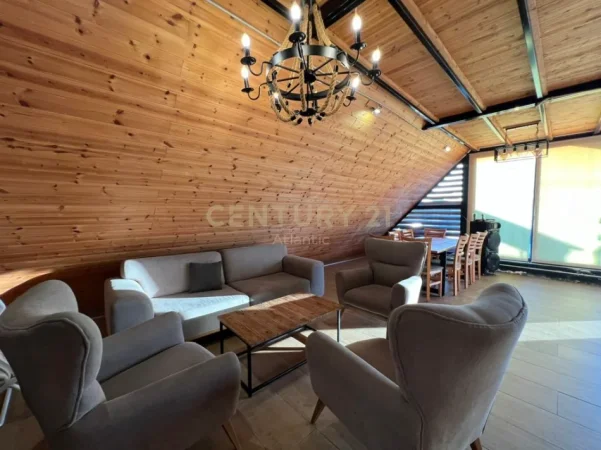 jepet me qera Vile 2+1+Ballkon Kati 2, 400 m² 700 € (Shkallnur,Durres)