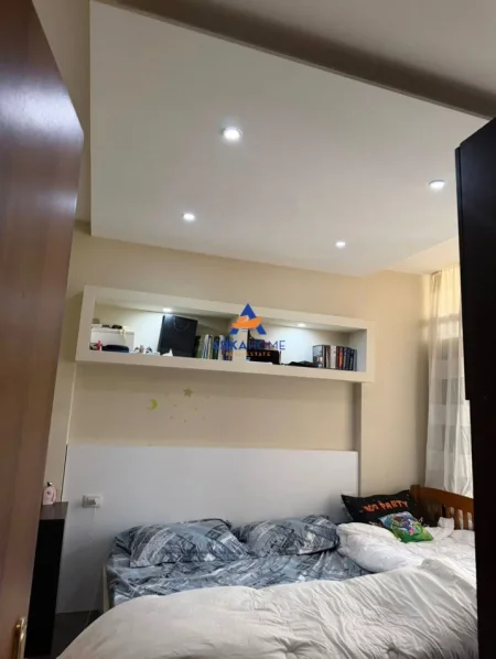 Tirane, shitet apartament 2+1+Ballkon Kati 6, 100 m² 140.000 € 