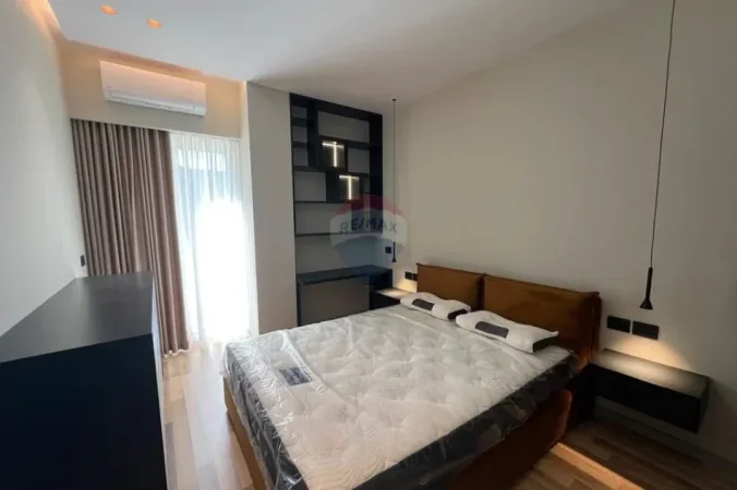 Tirane, jepet me qera apartament 1+1+Ballkon Kati 3, 70 m² 1.300 € (Air Albania)