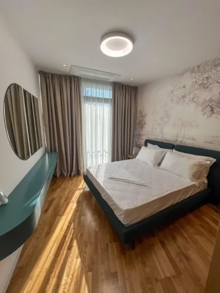Tirane, jepet me qera apartament 1+1 Kati 4, 60 m² 1.500 € (Liqeni i Thate.)