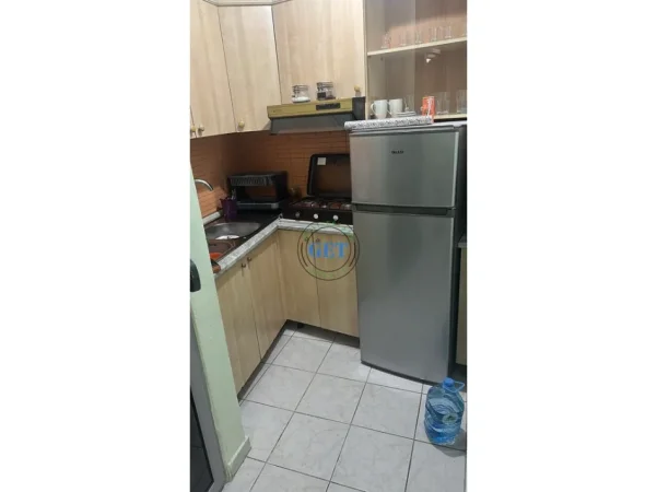 Durres, jepet me qera apartament 3+1 Kati 5, 75 m² 300 € 