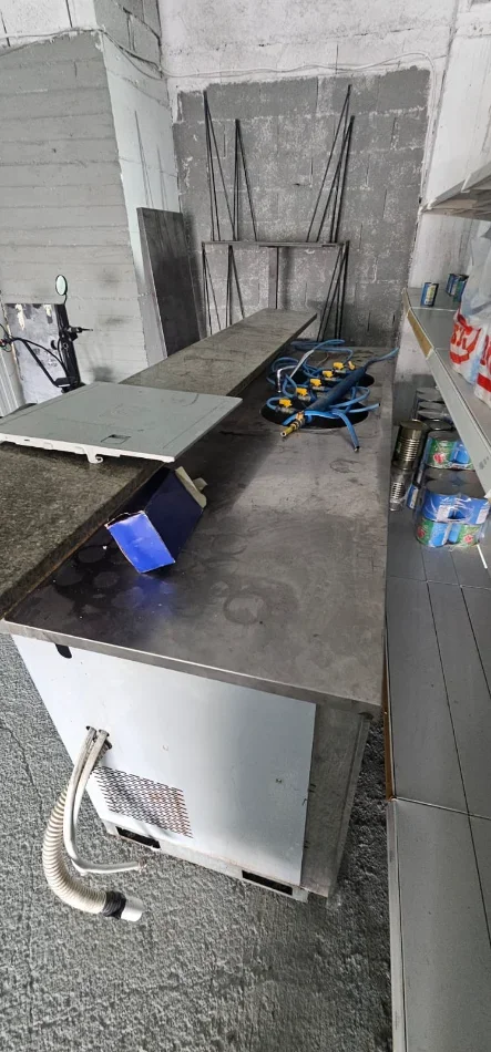 Sarande, shes Frigorifer Banak dhe Lavaman Profesional per Bare 1.350 €