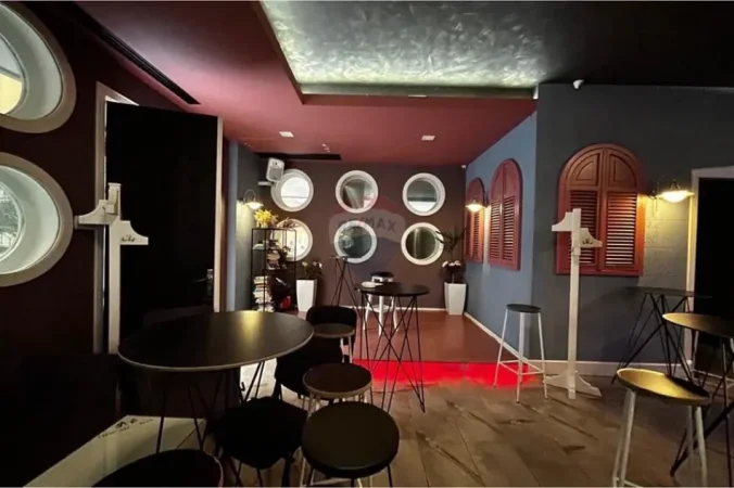 Vlore, jepet me qera ambjent biznesi Kati 1, 160 m² (Rruga Kosova, Skele, Vlore)