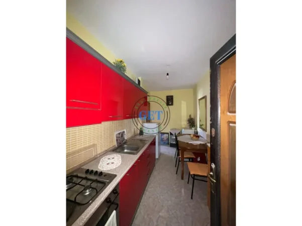 Durres, jepet me qera garsonier 1+1 Kati 7, 50 m² 220 € 