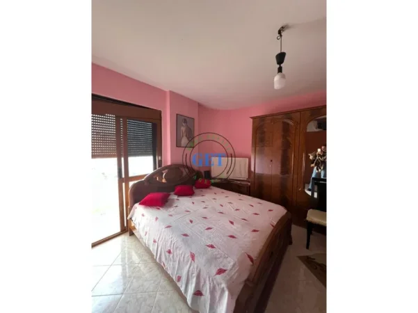 Durres, jepet me qera garsonier 1+1 Kati 7, 50 m² 220 € 