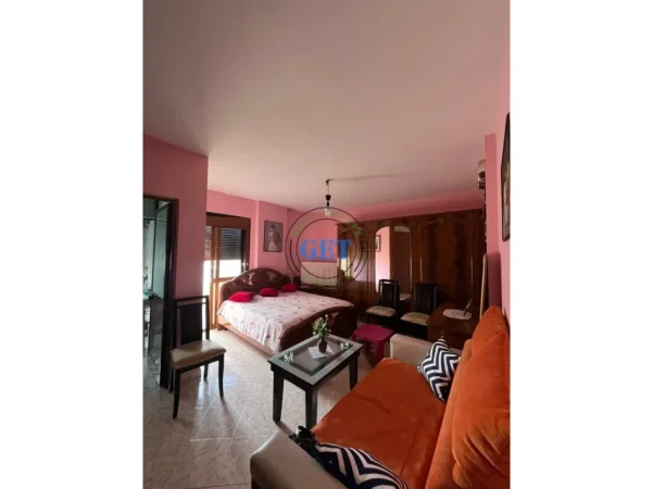 Durres, jepet me qera garsonier 1+1 Kati 7, 50 m² 220 € 