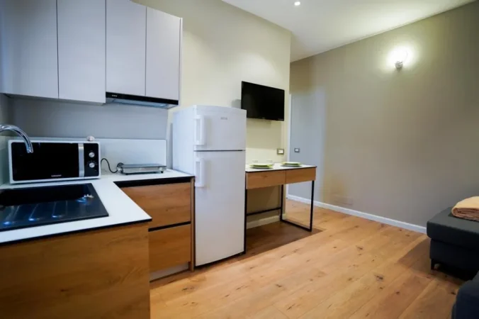 Prane Qytet Studentit, jepet me qera 1+1, 60 m² 400 €