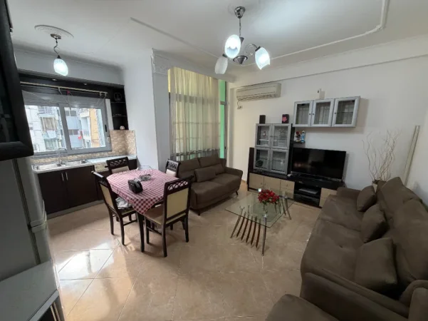 Tirane, jepet me qera apartament 2+1 Kati 3, 80 m² 45.000 € (Rruga Tom Plezha)