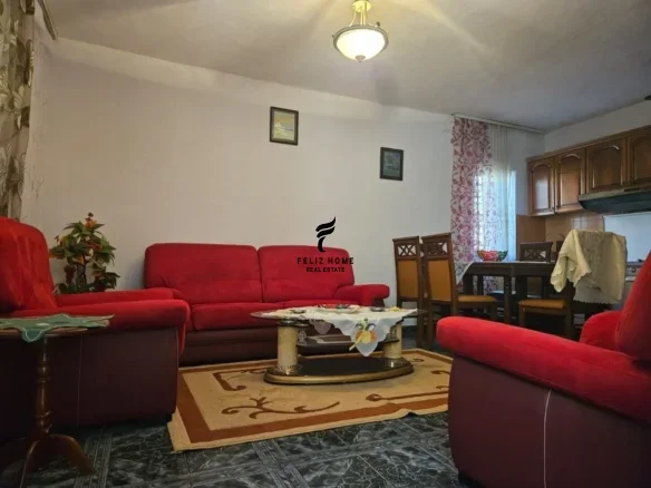 Tirane, jepet me qera apartament 2+1 Kati 1, 80 m² 450 € (ASTIR)