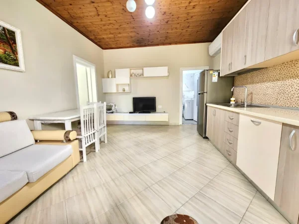 📌Jepet me Qira : Shtëpi Private 70m2 + Tokë 150m2 -📍 Mullet -TEG 400€ me 2 vende parkimi, E re ,hera parë me Qira ( 3 min nga tegu)🔥