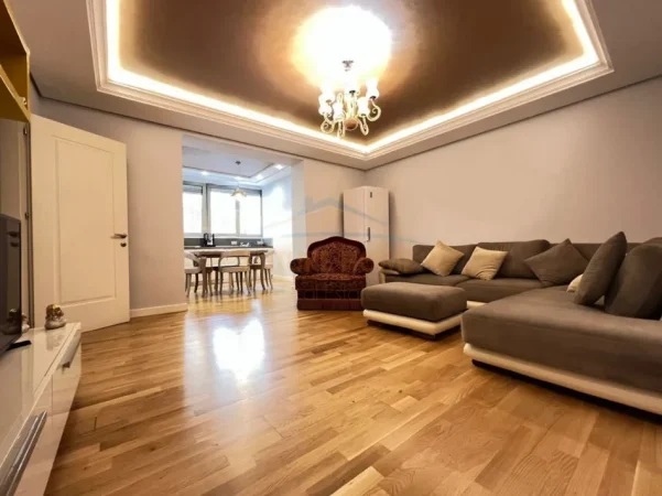 Qera, Apartament 2+1, Bulevardi Zogu I , Tirane