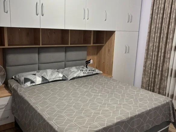 Tirane, jepet me qera apartament 2+1 Kati 9, 92 m² 700 € (ISH FUSHA E AVIACIONIT)