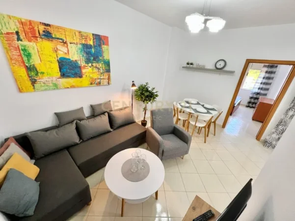 Durres, shitet apartament 1+1+Ballkon Kati 8, 60 m² 97.000 € 