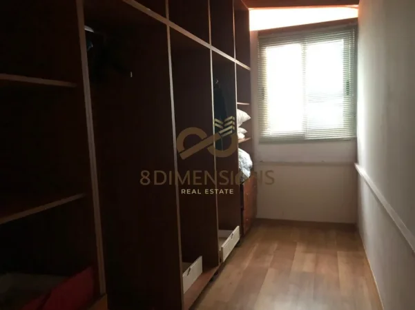 Tirane, shitet apartament 2+1+Ballkon Kati 3, 140 m² 250.000 € (liqeni i thate)