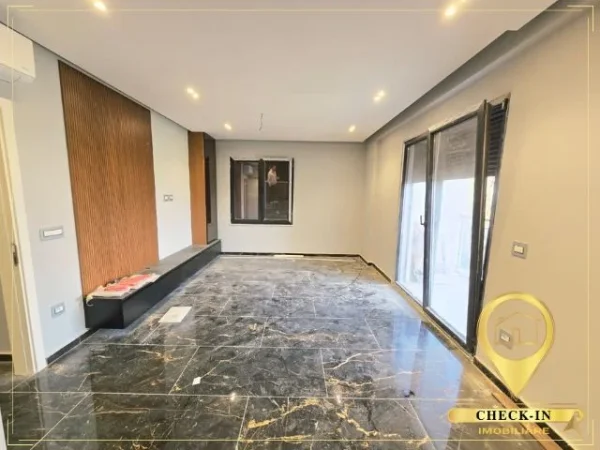 Tirane, jepet me qera apartament 2+1+Aneks+Ballkon Kati 3, 110 m² 1.000 € (Kodra e Diellit)