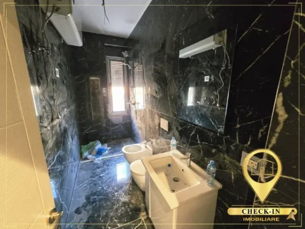 Tirane, jepet me qera apartament 2+1+Aneks+Ballkon Kati 3, 110 m² 1.000 € (Kodra e Diellit)