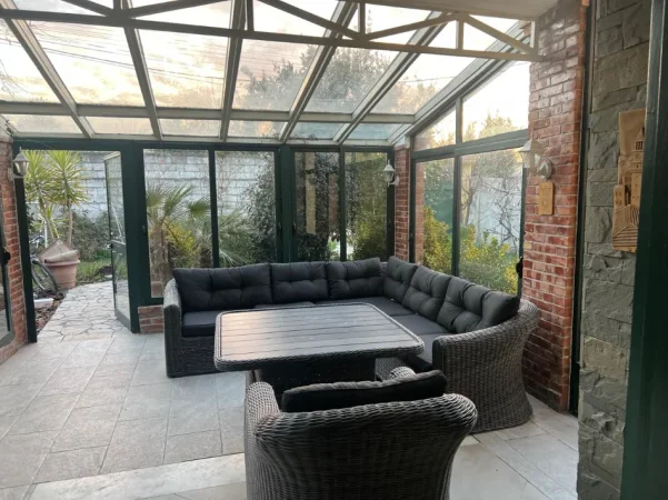 jepet me qera 5+1+Aneks+Ballkon Kati 0, 2.000 €