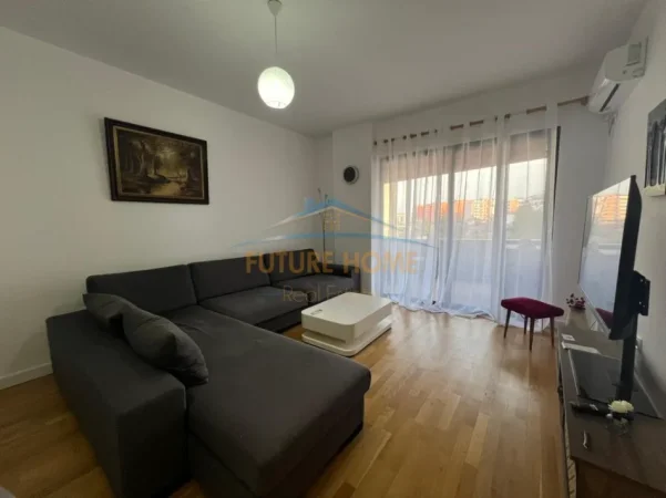 Tirane, jepet me qera apartament 2+1+2+PARKIM , Kati 4, 100 m² 600 € (ASTIR , Kompleksi Molla)