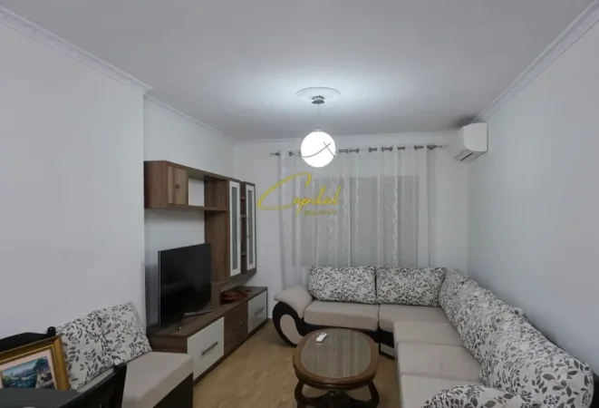 Tirane, jepet me qera apartament 4+1 Kati 3, 120 m² 1.500 € (RRUGA MINE PEZA)