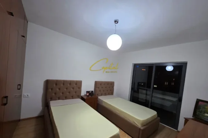 Tirane, jepet me qera apartament 4+1 Kati 3, 120 m² 1.500 € (RRUGA MINE PEZA)