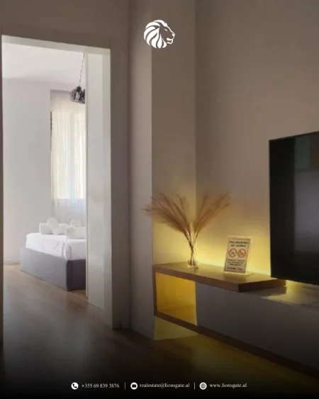 Tirane, jepet me qera apartament 2+1 Kati 2, 110 m² 770 € 