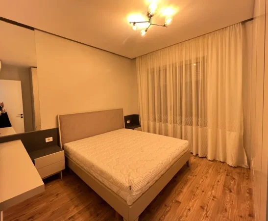 Tirane, jepet me qera apartament 1+1+Ballkon , 75 m² 800 € 