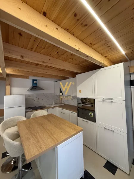 Tirane, jepet me qera apartament 1+1+Ballkon Kati 0, 65 m² 670 € (RRUGA E DIBRES)