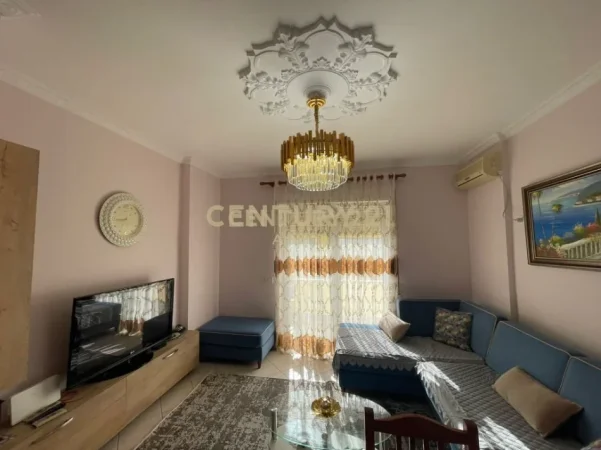 Durres, jepet me qera apartament 1+1 Kati 5, 400 € 