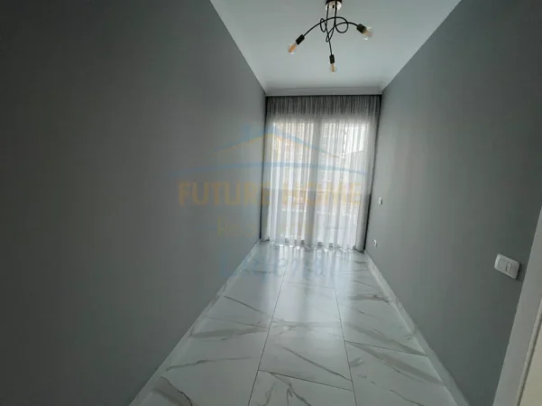 Tirane, jepet me qera apartament 2+1 Kati 3, 88 m² 1.200 € (Sheshi Willson)