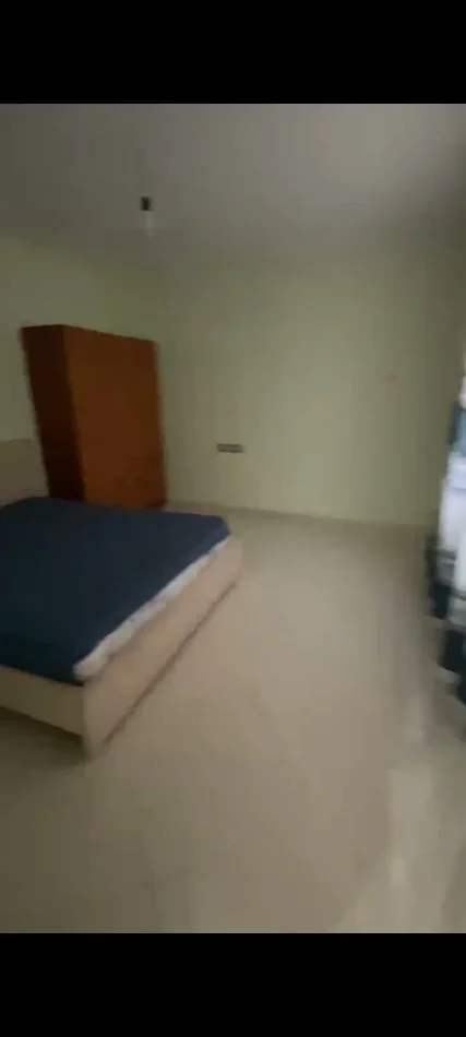 Tirane, jepet me qera shtepi 2+1 Kati 1, 70 m² 300 € (Qytet Studenti)