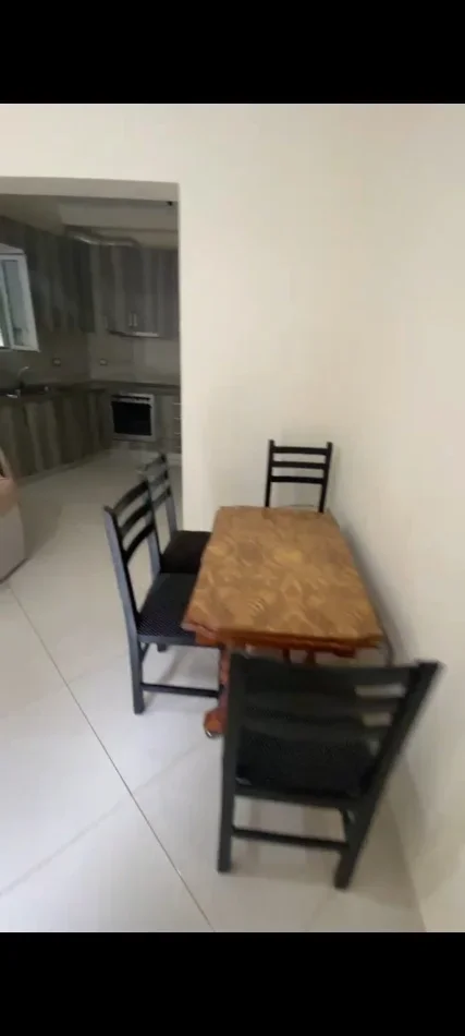 Tirane, jepet me qera shtepi 2+1 Kati 1, 70 m² 300 € (Qytet Studenti)