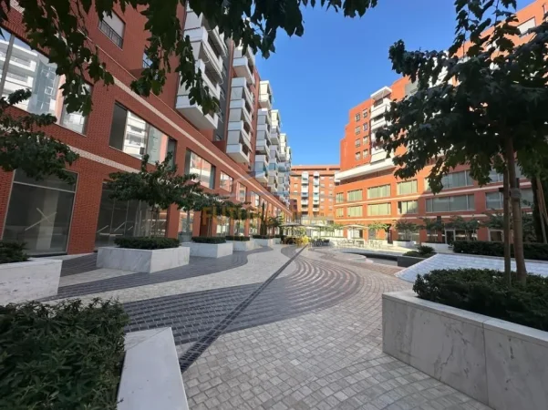 Tirane, shitet dyqan , 170 m² 935.000 € (Kompleksi Delijorgji)