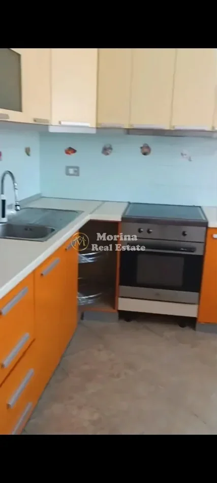 Tirane, jepet me qera apartament 2+1 Kati 7, 85 m² 450 € (5 Maji)