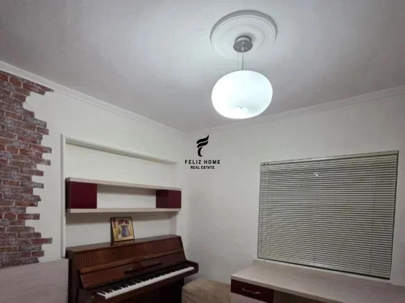 Tirane, jepet me qera zyre Kati 3, 120 m² 2.000 € (MINE PEZA)