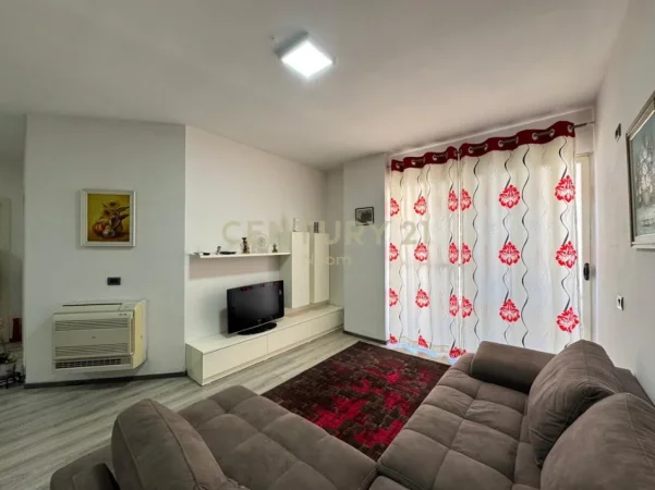 Shqiperi, jepet me qera apartament 2+1 Kati 6, 106 m² 580 € (yzberisht)