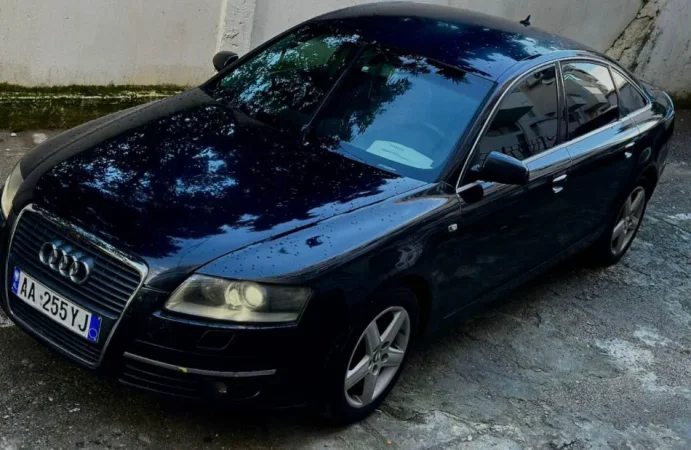 Shqiperi, shitet makine Audi Benzin+Gaz, automatik