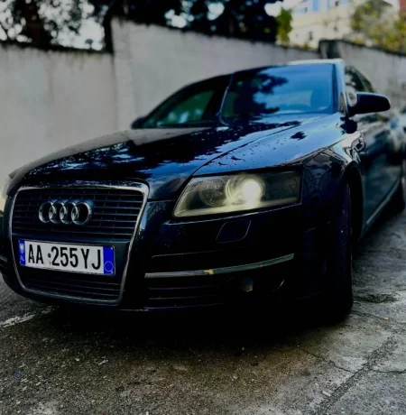 Shqiperi, shitet makine Audi Benzin+Gaz, automatik