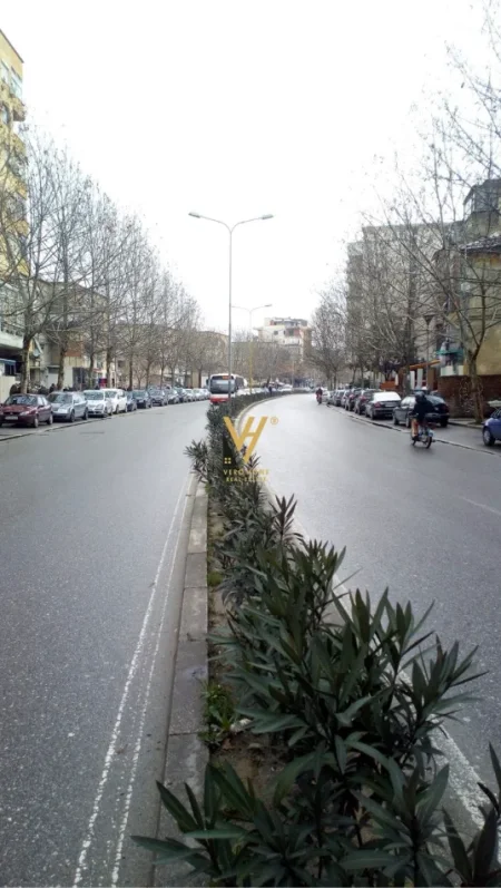 SHITET DYQAN 61 M2 TE RRUGA FERIT XHAJKO 350.000 EURO