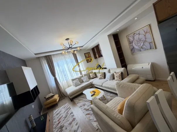 Tirane, jepet me qera apartament 2+1 Kati 7, 108 m² 600 € (FRESKU)