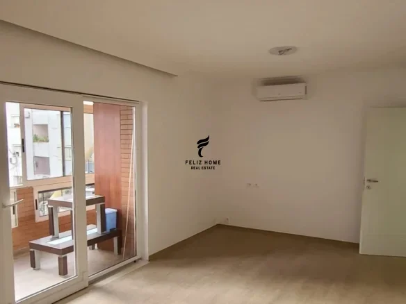 Tirane, jepet me qera zyre Kati 3, 88 m² 1.200 € (QENDER)