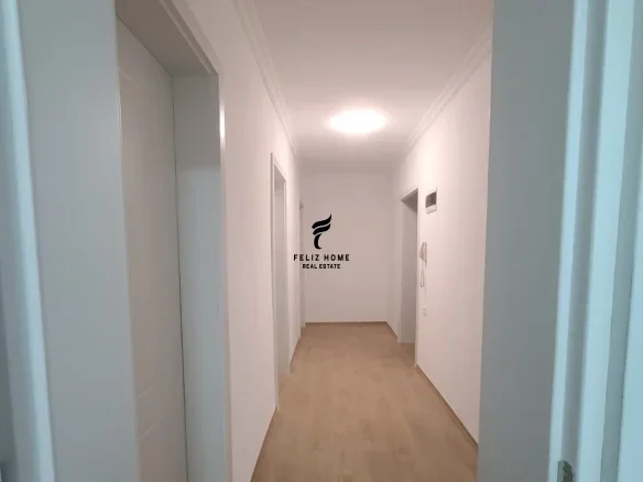 Tirane, jepet me qera zyre Kati 3, 88 m² 1.200 € (QENDER)