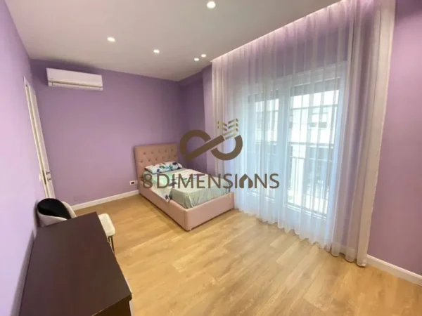 Tirane, jepet me qera 2+1+Ballkon , 100 m² 750 € (rruga e dibres)