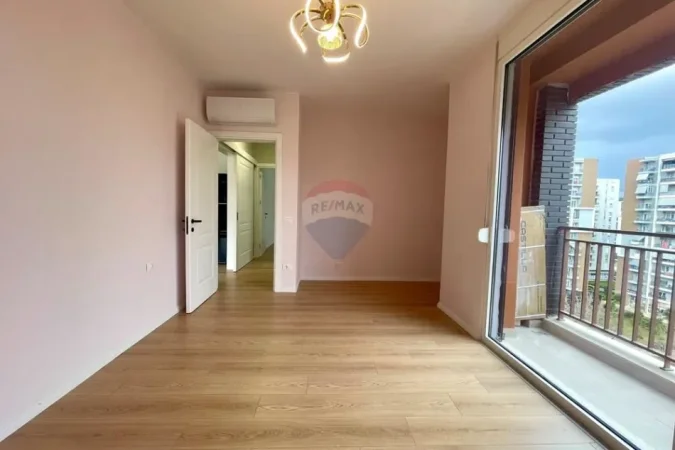 Apartament per qira, 2+1 tek ish Fusha e Aviaciont! (65'000 leke/muaj)