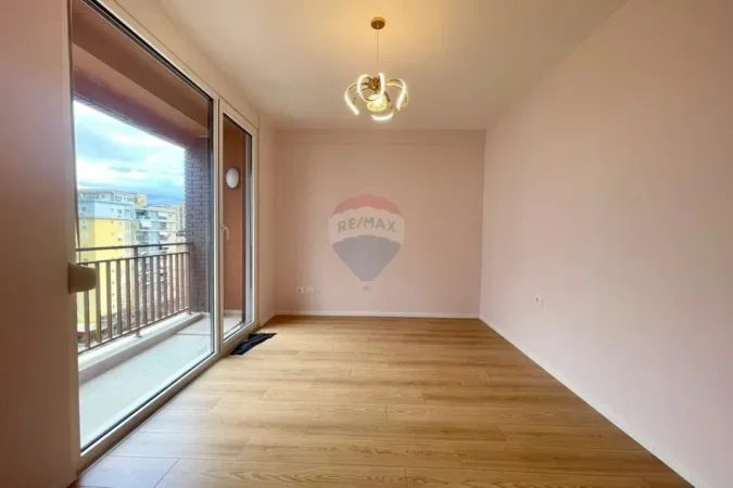 Apartament per qira, 2+1 tek ish Fusha e Aviaciont! (65'000 leke/muaj)