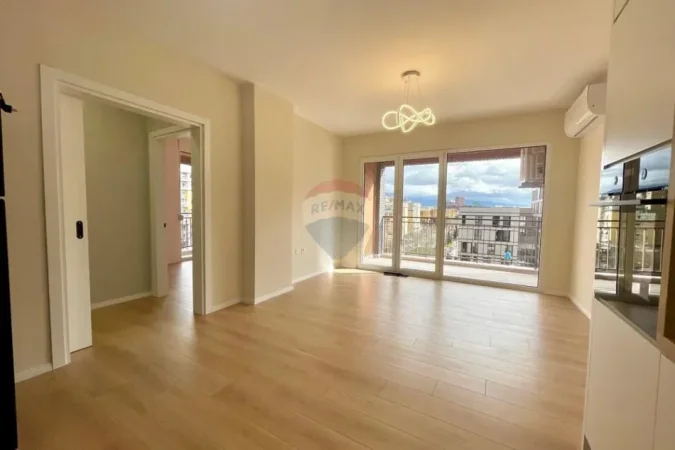 Apartament per qira, 2+1 tek ish Fusha e Aviaciont! (65'000 leke/muaj)