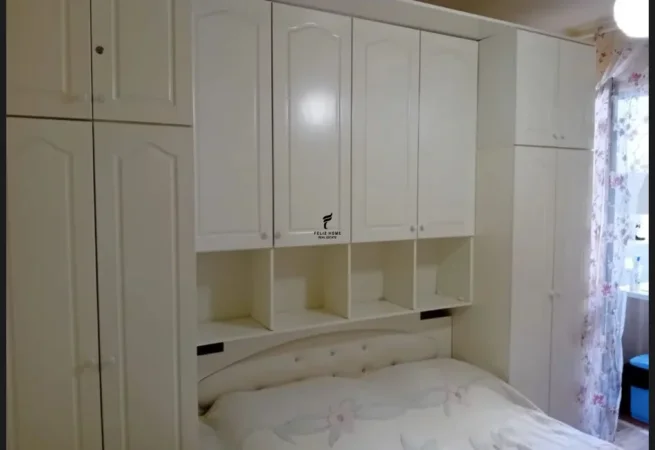 Tirane, jepet me qera apartament 1+1 Kati 3, 57 m² 580 € (SELVIA)