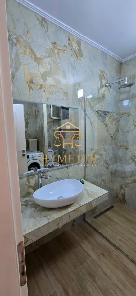 Tirane, jepet me qera apartament 3+1 , 118 m² 950 € (Kodra e Diellit, Tirane)